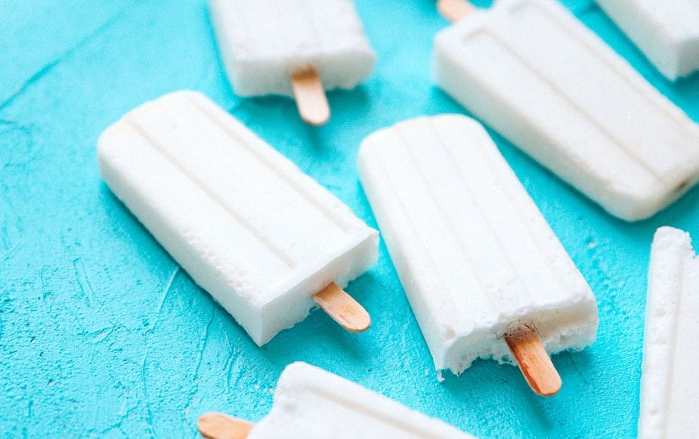 Marshmallow Coconut Popsicles | liveeatlearn.com